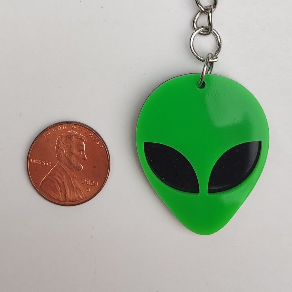 Alien Keychain - Picture 5 of 5